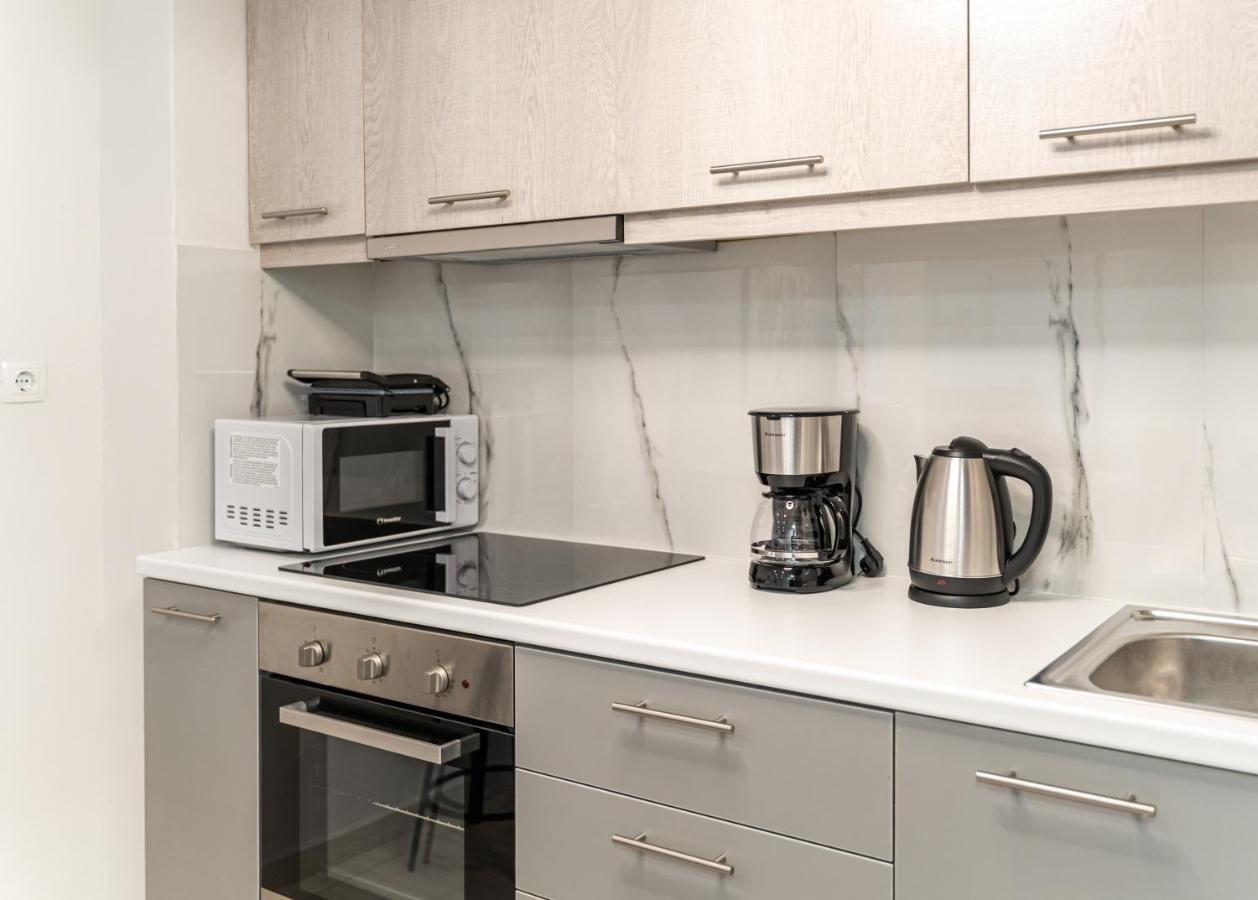 אתונה Spacious 2Bd Apt Next To Metro מראה חיצוני תמונה