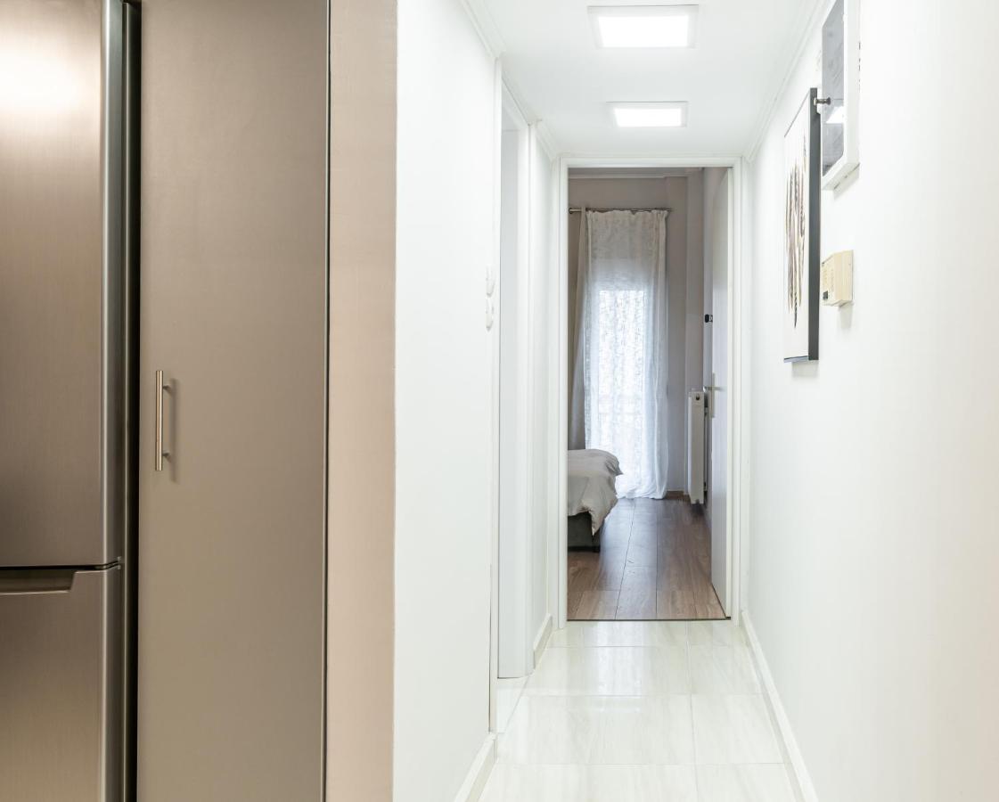 אתונה Spacious 2Bd Apt Next To Metro מראה חיצוני תמונה